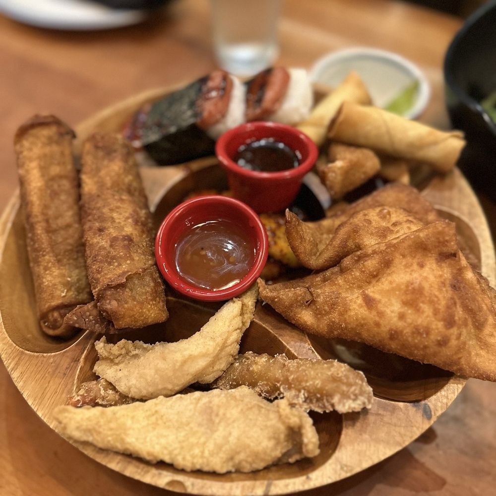 AO Hawaiian Hideout - Pupu Platter - Asian Fusion Near Me - Chicago, Illinois