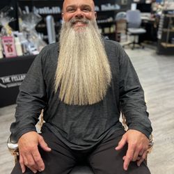 The Fellas Barber Shop - Look how amazing they do their beard trims
