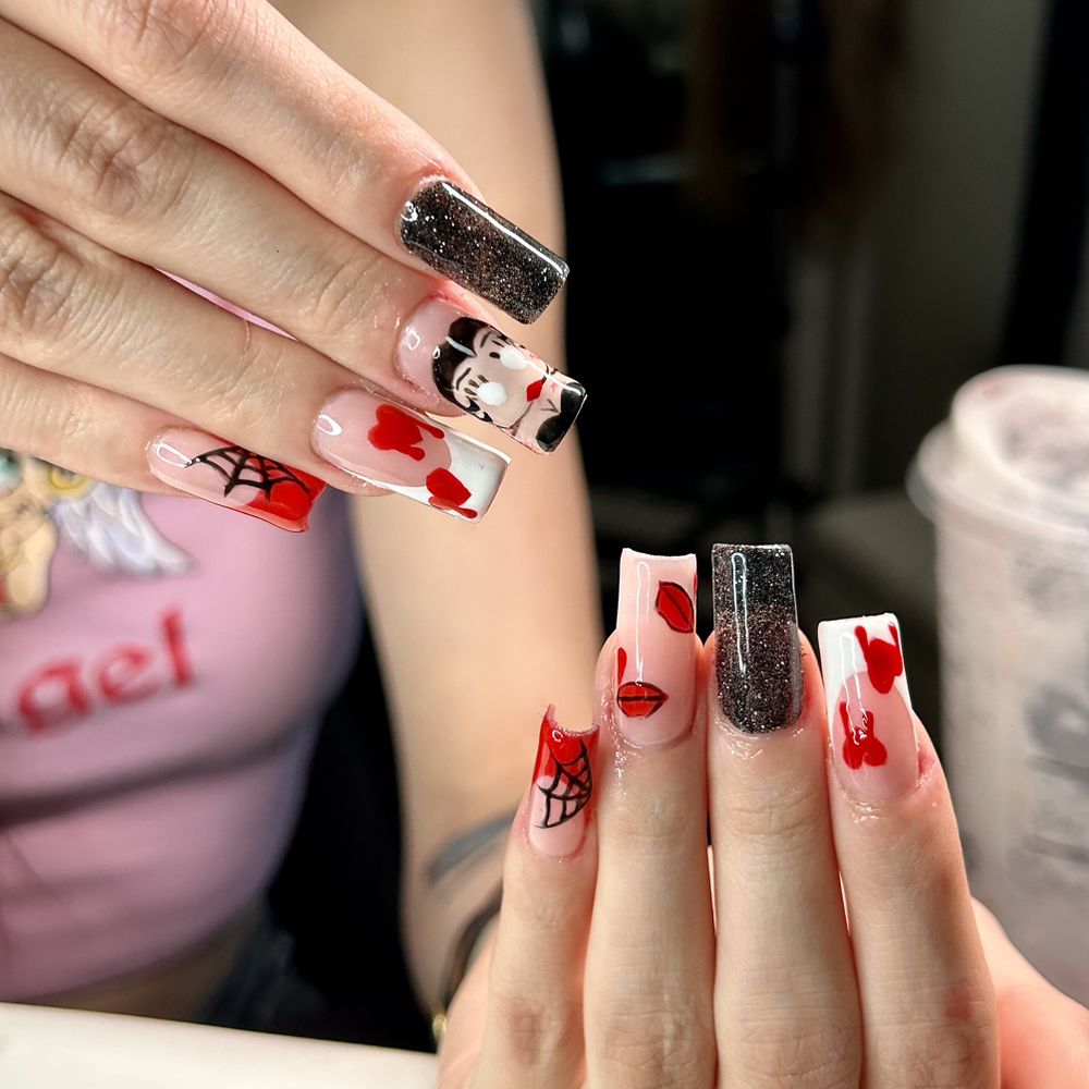 Nails By Jazlyn Logo