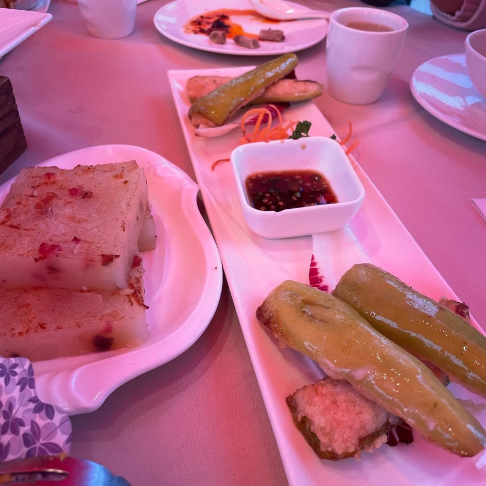 Skyview Fusion Cuisine - Turnip cake & stuffed peppers - Dim Sum Near Me - Markham, Ontario Skyview Fusion Cuisine - Turnip cake & stuffed peppers - Dim Sum Near Me - Markham, Ontario