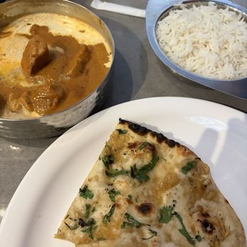 Saffron By The Sea - Honey ginger naan, rice and butter chicken - Indian Near Me - Fairhaven, Massachusetts