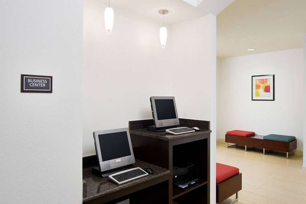 Sonesta ES Suites Fresno by null