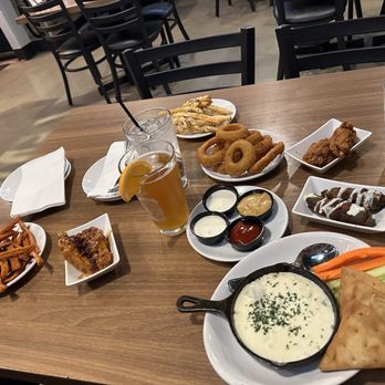 Slater's 50/50 - AYCE: sweet potato fries, chicken wings (maple & buffalo), onion rings, fries, cheese dip, Vampire Jalapeño Poppers - Burgers Near Me - Las Vegas, Nevada Slater's 50/50 - AYCE: sweet potato fries, chicken wings (maple & buffalo), onion rings, fries, cheese dip, Vampire Jalapeño Poppers - Burgers Near Me - Las Vegas, Nevada