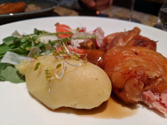 Kieliszki na Hożej Wine Restaurant by null