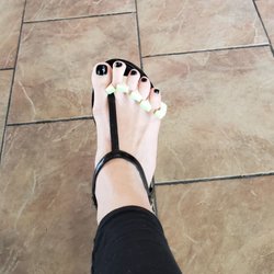 Nails 4 U & Spa