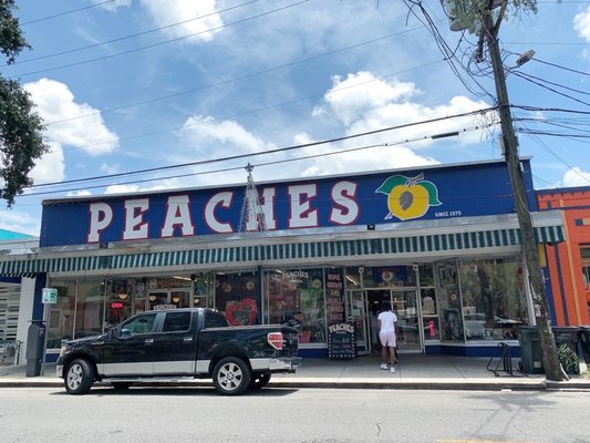 Peaches Records by null
