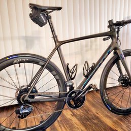 SCOTT ADDICT SE DISC BIKE SCOTT ADDICT SE DISC BIKE