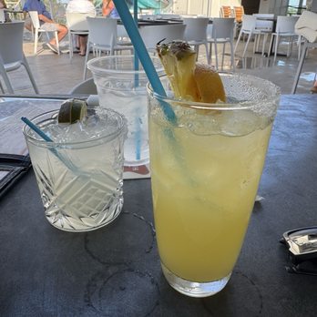 Pineapples - Margaritas - Bars Near Me - Melbourne, Florida