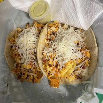 De La O Kitchen - Breakfast tacos - Food Trucks Near Me - Austin Tx, Texas De La O Kitchen - Breakfast tacos - Food Trucks Near Me - Austin Tx, Texas