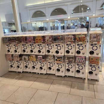 Video Game World - Prize machines $8, what happened to the 25 cent machines!!! - Video Game Stores Near Me - Concord, North Carolina Video Game World - Prize machines $8, what happened to the 25 cent machines!!! - Video Game Stores Near Me - Concord, North Carolina