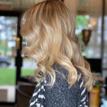 Aretee Day Spa - Blonde balayage by Zara :) - Day Spas Near Me - Grosse Pointe Woods, Michigan Aretee Day Spa - Blonde balayage by Zara :) - Day Spas Near Me - Grosse Pointe Woods, Michigan