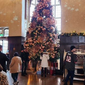 Casa Loma - Museums Near Me - Toronto, Ontario