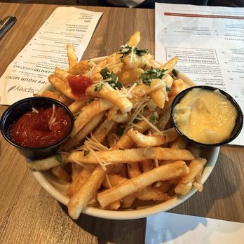 Osprey Restaurant & Bar - Truffle fries with garlic aioli - Cocktail Bars Near Me - Spokane, Washington Osprey Restaurant & Bar - Truffle fries with garlic aioli - Cocktail Bars Near Me - Spokane, Washington