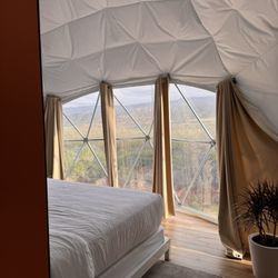 Skyview Hotel - Inside of the dome