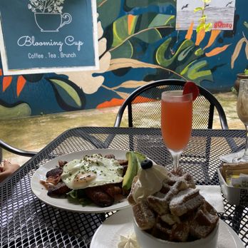 Blooming Cup - Waffle bites and plantains, egg, bacon, avocado - Coffee & Tea Near Me - Dorado, Puerto Rico Blooming Cup - Waffle bites and plantains, egg, bacon, avocado - Coffee & Tea Near Me - Dorado, Puerto Rico