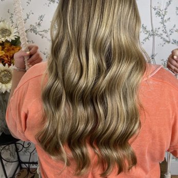 Salon Stella - Hair Salons Near Me - Exeter, Rhode Island