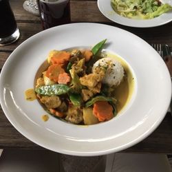 Gasthaus Postmeister - Curry mit frischem Gemüse