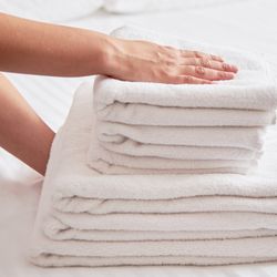 Nettoyeur T Brilotti - Service de buanderie pour draps, serviettes.