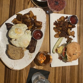 Breakneck Tavern - NY Strip & Eggs and Breakfast Burger - Bars Near Me - Mars, Pennsylvania Breakneck Tavern - NY Strip & Eggs and Breakfast Burger - Bars Near Me - Mars, Pennsylvania