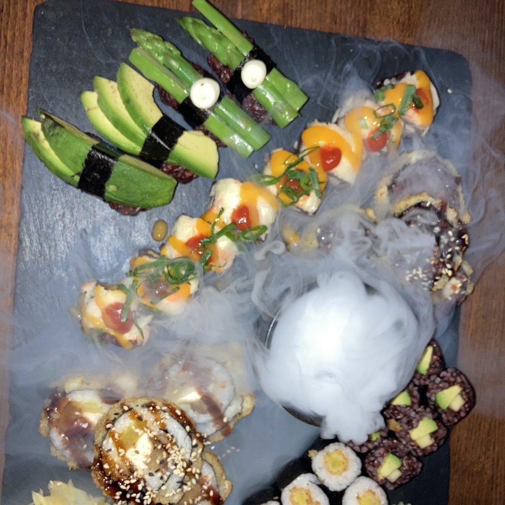 Secret Garden - Sushi kit for 2 - Sushi Bars Near Me - Berlin, BE Secret Garden - Sushi kit for 2 - Sushi Bars Near Me - Berlin, BE
