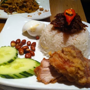 Tukdin - Nasi Lemak Ayam (Coconut Rice Chicken Sambal) - Malaysian Near Me - London, XGL