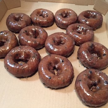 M & M Donuts - A dozen hot and fresh blueberry donuts!! - Donuts Near Me - Anaheim, California M & M Donuts - A dozen hot and fresh blueberry donuts!! - Donuts Near Me - Anaheim, California