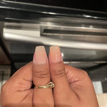 Sunflower Nails - After I reshaped my left hand. Comparing thumbs. - Nail Salons Near Me - Alexandria, Virginia Sunflower Nails - After I reshaped my left hand. Comparing thumbs. - Nail Salons Near Me - Alexandria, Virginia