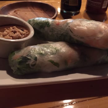 Huế - Fresh Spring Rolls - Vietnamese Near Me - Milwaukee, Wisconsin