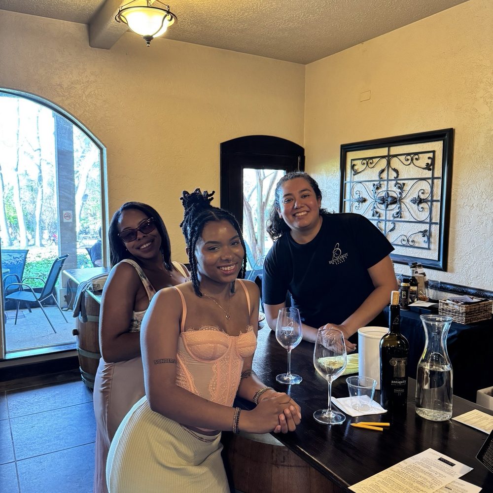 Bernhardt Winery - Wine tasting - Wineries Near Me - Plantersville, Texas
