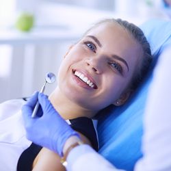 Keele Crosstown Dental - Dental Crowns in York