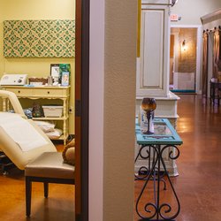 La Vraie Beaute - La Vraie Beauté
609 S. Main St.
Boerne, TX 78006 210-687-1110 www.lvbsa.com