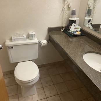 Pictured Rocks Inn & Suites - Small, old bathroom - Hotels Near Me - Munising, Michigan Pictured Rocks Inn & Suites - Small, old bathroom - Hotels Near Me - Munising, Michigan