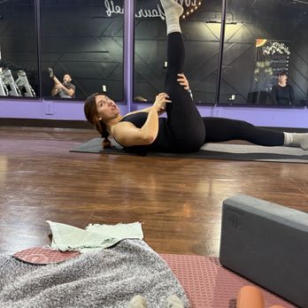 Relentless Spin - Rosy teaching her floor Pilates Class - Trainers Near Me - Apple Valley, California Relentless Spin - Rosy teaching her floor Pilates Class - Trainers Near Me - Apple Valley, California