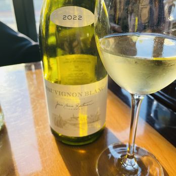 Aquitaine - Sauvignon Blanc on offer - Wine Bars Near Me - San Francisco, California Aquitaine - Sauvignon Blanc on offer - Wine Bars Near Me - San Francisco, California