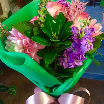 Molly Taylor and Co. - Floral Designers Near Me - Cleveland, Ohio Molly Taylor and Co. - Floral Designers Near Me - Cleveland, Ohio