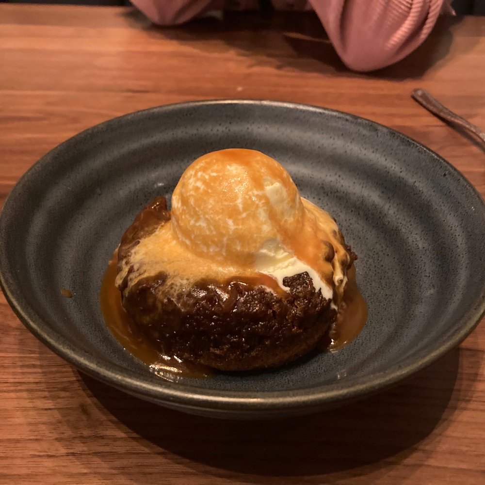 Ramsay's Kitchen - Sticky toffee pudding. Must Have! - New American Near Me - Las Vegas, Nevada Ramsay's Kitchen - Sticky toffee pudding. Must Have! - New American Near Me - Las Vegas, Nevada