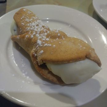 Caffe Roma - Best Cannoli! - Bakeries Near Me - New York, New York