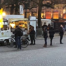 Arlecchino Gelateria - Melhores  waffles de Bruges!