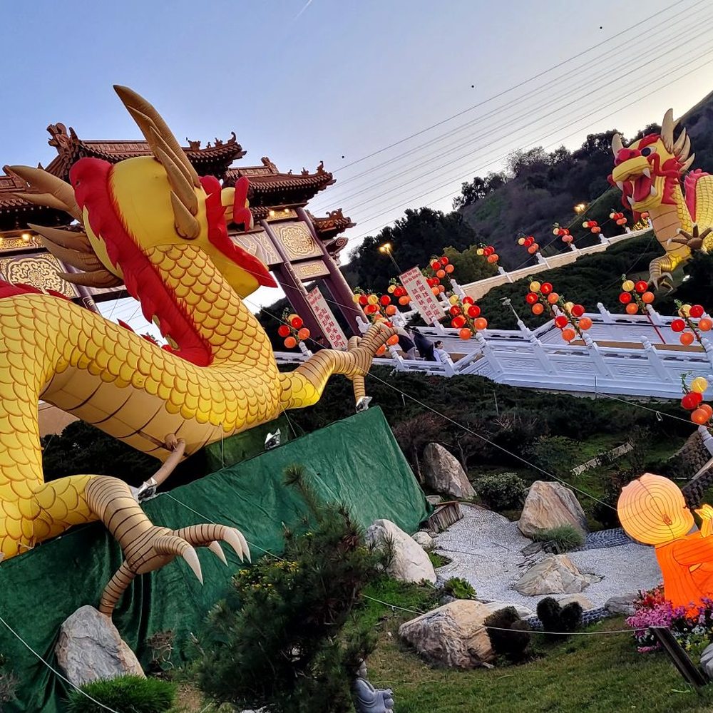 Hsi Lai Temple - Buddhist Temples Near Me - Hacienda Heights, California