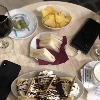 Bar Frattina - Banana Split , Ham, tomato & mayo sandwiches - Bars Near Me - Rome, RM