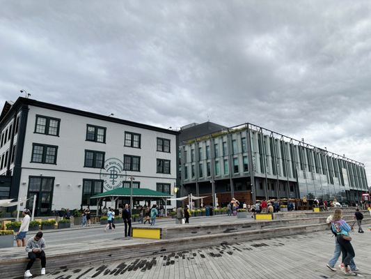 The Rooftop at Pier 17 by null