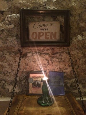 Argot Speakeasy - Mixology bar - live music by null