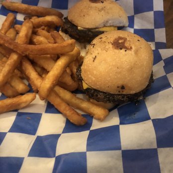Lunkers Grill - Kids sliders - American Near Me - Uvalde, Texas