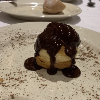 Francesca's Intimo - Profiterole with gelato - Italian Near Me - Lake Forest, Illinois
