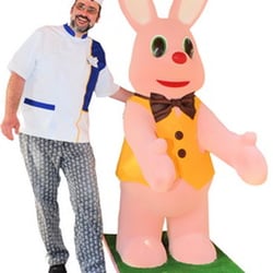 chocolaterie mussy - Lapin géant 1 m 75 en chocolat, 130 kg