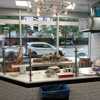Kilwins Ice Cream - Chocolate - Fudge - Ice Cream & Frozen Yogurt Near Me - Chicago, Illinois
