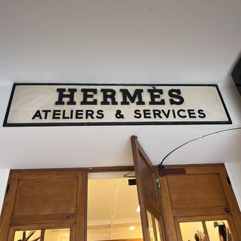Hermès - 5/15/26 FYI. Not the sales entrance. It's a few more doors down. - Leather Goods Near Me - Paris, 75 Hermès - 5/15/26 FYI. Not the sales entrance. It's a few more doors down. - Leather Goods Near Me - Paris, 75