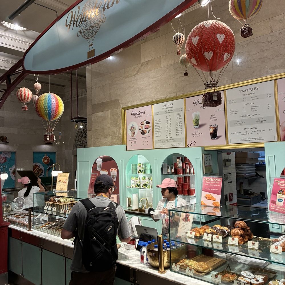 Wonderen Stroopwafels - Wonderen Storefront - Desserts Near Me - New York, New York