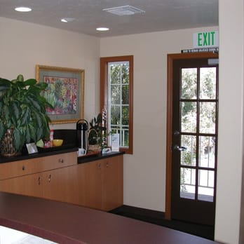 Daniel Flores, DDS, MS - Reception Entry - Orthodontists Near Me - Fallbrook, California