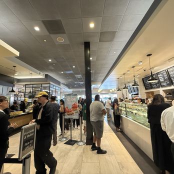 Porto's Bakery & Cafe - Inside - Bakeries Near Me - Glendale, California Porto's Bakery & Cafe - Inside - Bakeries Near Me - Glendale, California